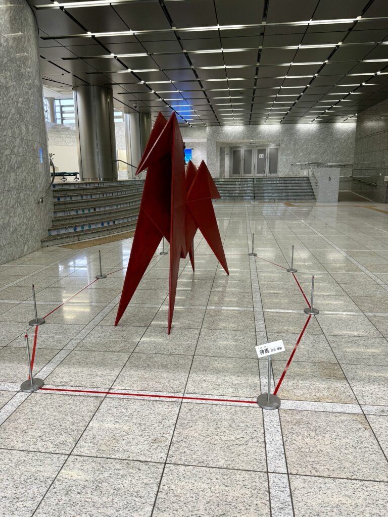 2026年午年彫刻家　白谷琢磨氏の作品「神馬」